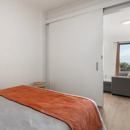 Casa Jorge Calaca By An Island