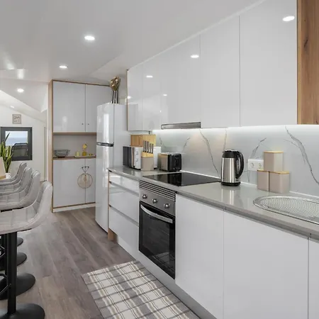 Casa Jorge Calaca By An Island *