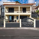 Apartament Casa Jorge Calaca By An Island