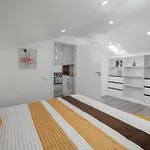 Casa Jorge Calaca By An Island *