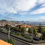 Casa Jorge Calaca By An Island