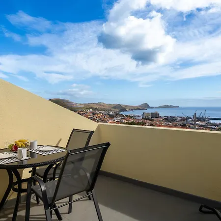 Casa Jorge Calaca By An Island