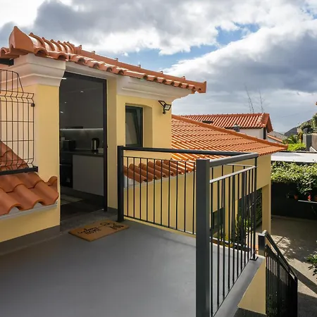 Casa Jorge Calaca By An Island Apartment Canical (Madeira)