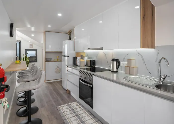 Casa Jorge Calaca By An Island *